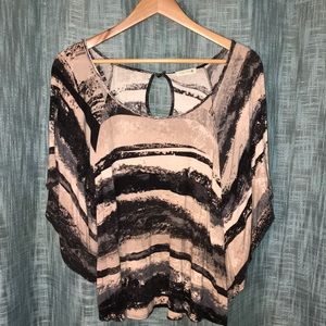 Light pink and black poncho shirt with arm holes